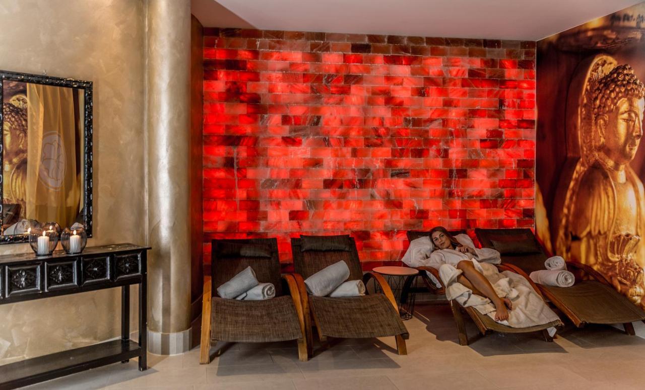 Das Aunhamer Suite & Spa Hotel (Adults Only) บัด กรีสบาค ภายนอก รูปภาพ